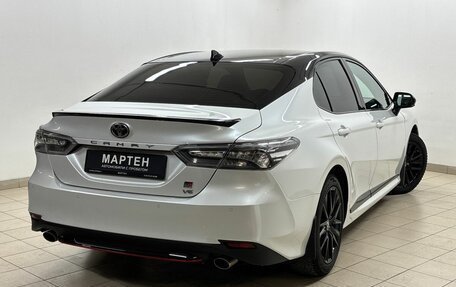 Toyota Camry, 2021 год, 3 880 000 рублей, 9 фотография