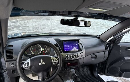 Mitsubishi L200 IV рестайлинг, 2014 год, 2 200 000 рублей, 3 фотография