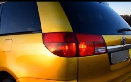 Toyota Sienna II рестайлинг, 2004 год, 950 000 рублей, 2 фотография