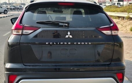 Mitsubishi Eclipse Cross, 2022 год, 2 250 000 рублей, 3 фотография