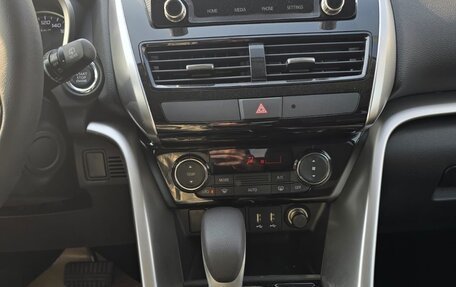 Mitsubishi Eclipse Cross, 2022 год, 2 250 000 рублей, 11 фотография