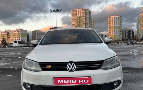 Volkswagen Jetta VI, 2012 год, 850 000 рублей, 1 фотография