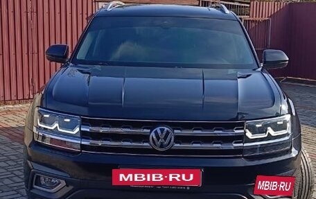 Volkswagen Teramont I, 2018 год, 3 950 000 рублей, 2 фотография