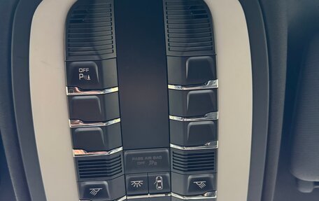 Porsche Cayenne III, 2012 год, 2 999 999 рублей, 20 фотография