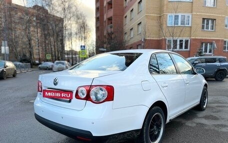 Volkswagen Jetta VI, 2010 год, 845 000 рублей, 4 фотография
