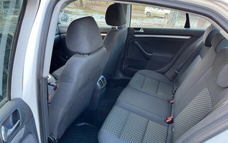 Volkswagen Jetta VI, 2010 год, 845 000 рублей, 17 фотография