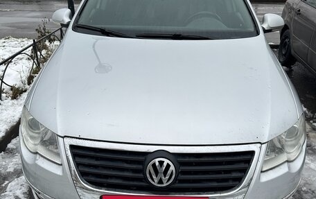 Volkswagen Passat B6, 2008 год, 600 000 рублей, 2 фотография