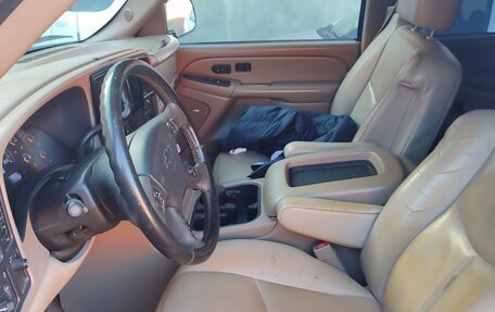 Chevrolet Tahoe II, 2004 год, 950 000 рублей, 7 фотография