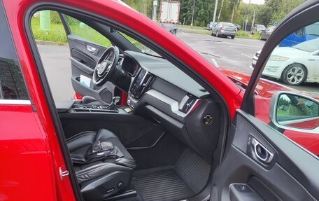 Volvo XC60 II, 2018 год, 2 750 000 рублей, 11 фотография