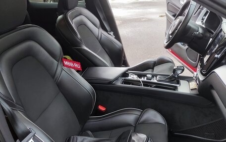 Volvo XC60 II, 2018 год, 2 750 000 рублей, 12 фотография