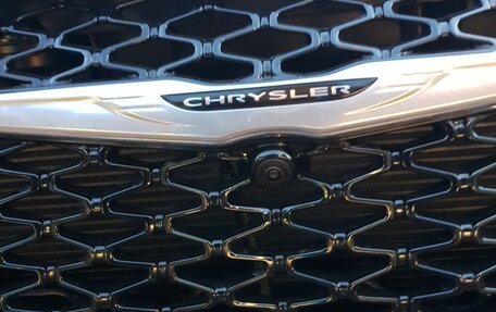 Chrysler Pacifica (RU), 2022 год, 6 900 000 рублей, 23 фотография