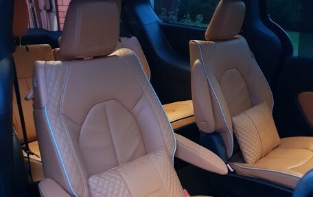 Chrysler Pacifica (RU), 2022 год, 6 900 000 рублей, 30 фотография