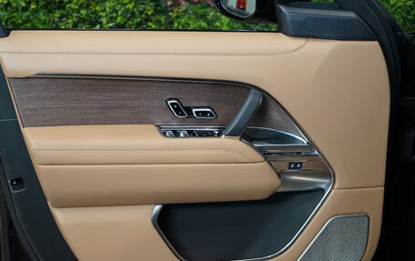 Land Rover Range Rover IV рестайлинг, 2025 год, 24 672 000 рублей, 10 фотография