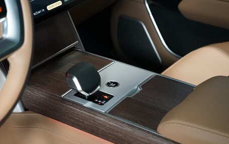 Land Rover Range Rover IV рестайлинг, 2025 год, 24 672 000 рублей, 12 фотография