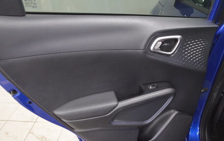 KIA Soul III, 2020 год, 1 990 000 рублей, 17 фотография