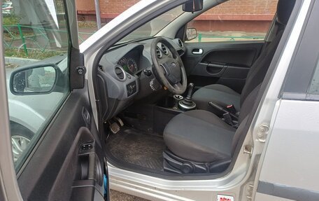 Ford Fiesta, 2007 год, 327 000 рублей, 8 фотография