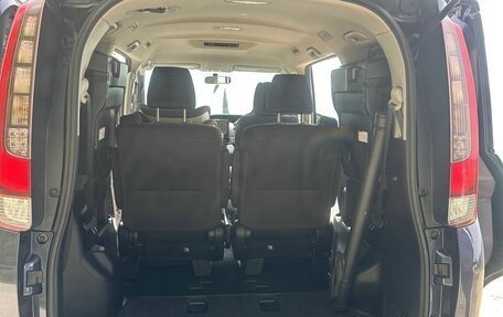 Toyota Noah III, 2014 год, 1 750 000 рублей, 7 фотография