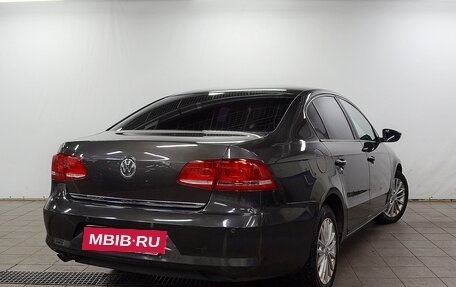 Volkswagen Passat B7, 2013 год, 950 000 рублей, 3 фотография