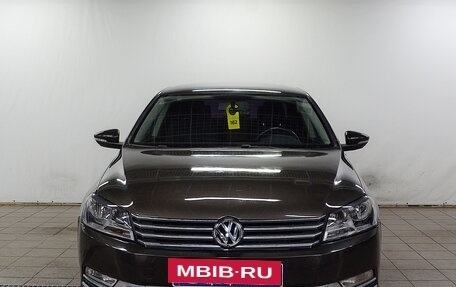 Volkswagen Passat B7, 2013 год, 950 000 рублей, 6 фотография