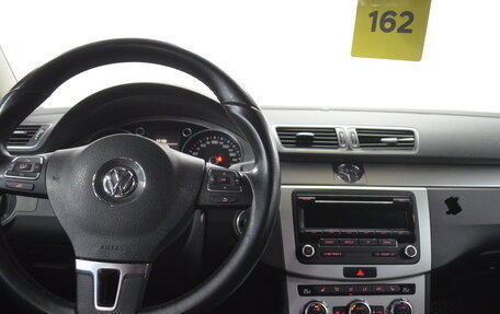 Volkswagen Passat B7, 2013 год, 950 000 рублей, 15 фотография