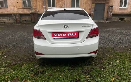 Hyundai Solaris II рестайлинг, 2016 год, 1 050 000 рублей, 3 фотография