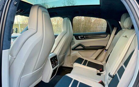 Porsche Cayenne III, 2021 год, 11 900 000 рублей, 10 фотография