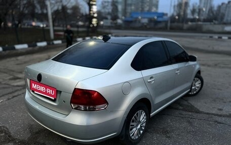 Volkswagen Polo VI (EU Market), 2014 год, 890 000 рублей, 4 фотография