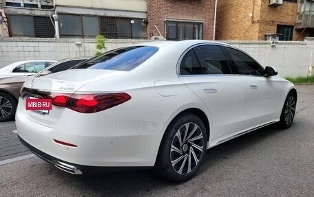 Mercedes-Benz E-Класс, 2025 год, 6 789 000 рублей, 3 фотография