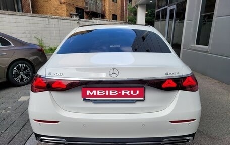 Mercedes-Benz E-Класс, 2025 год, 6 789 000 рублей, 4 фотография