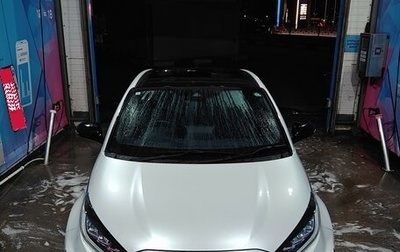 Toyota Yaris, 2021 год, 3 600 000 рублей, 1 фотография