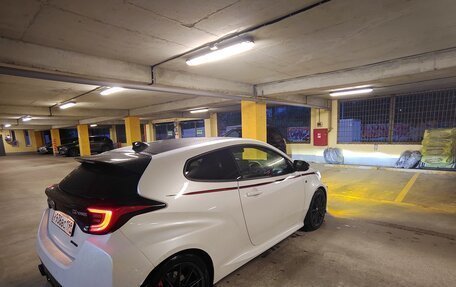 Toyota Yaris, 2021 год, 3 600 000 рублей, 16 фотография