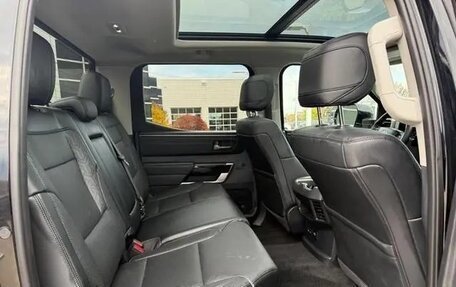 Toyota Tundra, 2022 год, 7 390 000 рублей, 11 фотография