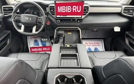 Toyota Tundra, 2022 год, 7 390 000 рублей, 13 фотография