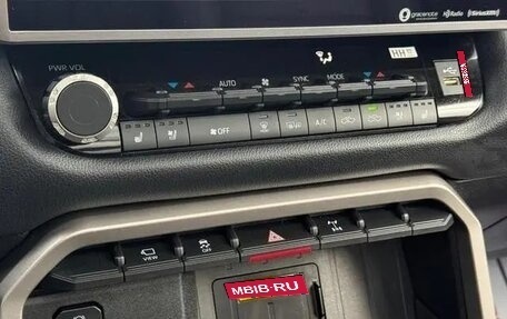 Toyota Tundra, 2022 год, 7 390 000 рублей, 20 фотография