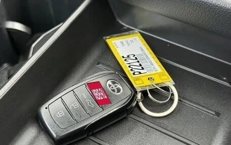 Toyota Tundra, 2022 год, 7 390 000 рублей, 27 фотография