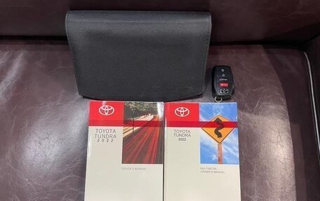 Toyota Tundra, 2022 год, 8 420 000 рублей, 7 фотография