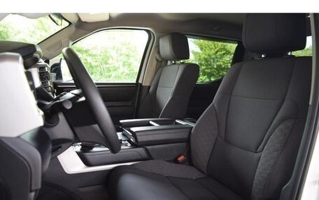 Toyota Tundra, 2022 год, 8 420 000 рублей, 14 фотография