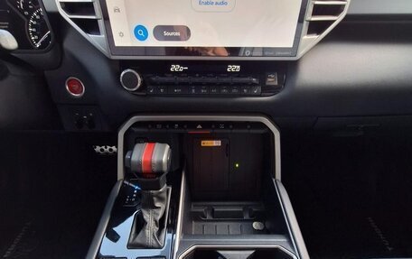 Toyota Tundra, 2022 год, 9 870 000 рублей, 7 фотография