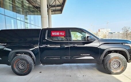 Toyota Tundra, 2022 год, 9 870 000 рублей, 2 фотография