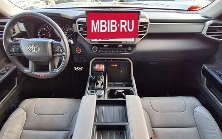 Toyota Tundra, 2022 год, 9 870 000 рублей, 4 фотография