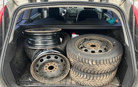 Ford Focus II рестайлинг, 2005 год, 280 000 рублей, 14 фотография