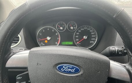 Ford Focus II рестайлинг, 2005 год, 280 000 рублей, 15 фотография