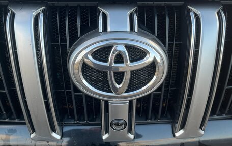 Toyota Land Cruiser Prado 150 рестайлинг 2, 2015 год, 3 950 000 рублей, 7 фотография
