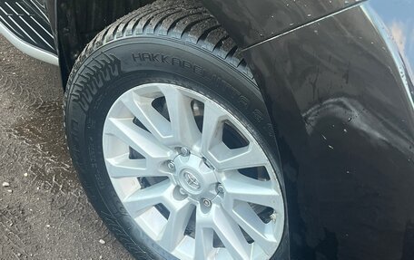 Toyota Land Cruiser Prado 150 рестайлинг 2, 2015 год, 3 950 000 рублей, 11 фотография