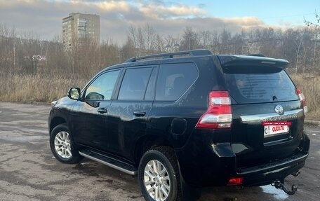 Toyota Land Cruiser Prado 150 рестайлинг 2, 2015 год, 3 950 000 рублей, 17 фотография