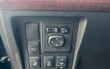 Toyota Land Cruiser Prado 150 рестайлинг 2, 2015 год, 3 950 000 рублей, 24 фотография