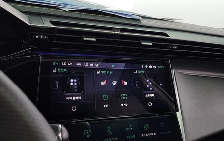 Peugeot 408, 2023 год, 2 625 000 рублей, 18 фотография