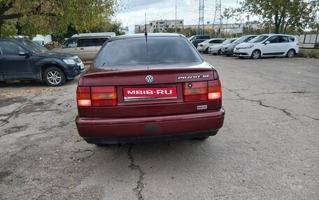 Volkswagen Passat B4, 1993 год, 270 000 рублей, 1 фотография