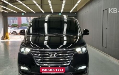 Hyundai Grand Starex Grand Starex I рестайлинг 2, 2020 год, 2 790 111 рублей, 3 фотография