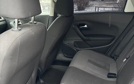 Volkswagen Polo VI (EU Market), 2016 год, 1 600 000 рублей, 18 фотография